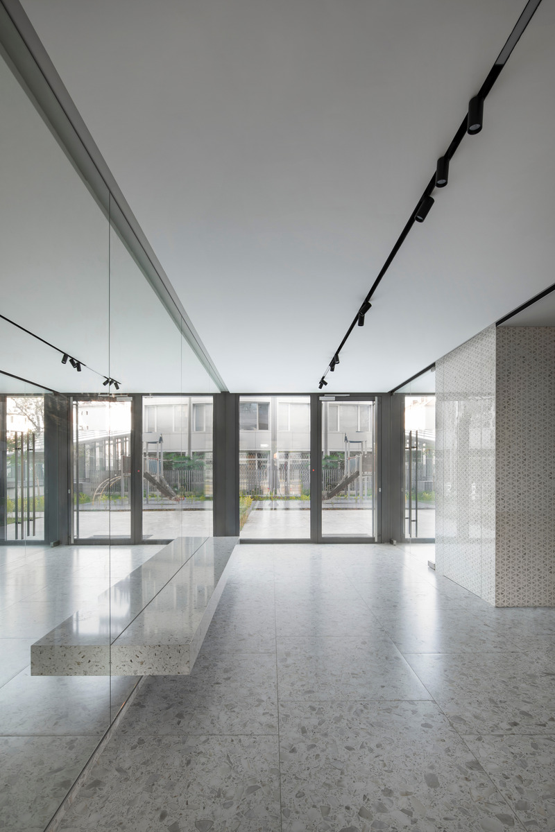 Dossier de presse | 3045-04 - Communiqué de presse | Infinity Park - STARH - Architecture résidentielle - STARH_Infinity Park - Crédit photo : © Dian Stanchev