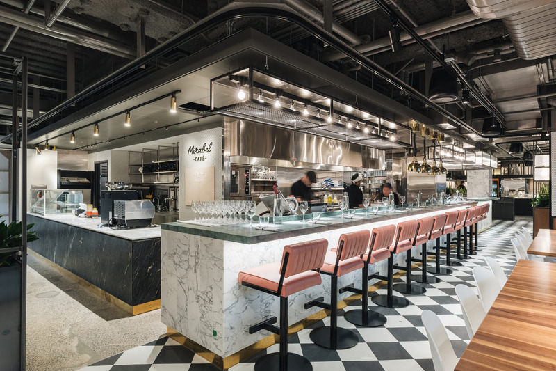 Dossier de presse | 1303-12 - Communiqué de presse | Ouverture officielle du Cathcart Restaurants et Biergarten à Place Ville Marie - Sid Lee Architecture | Menkès Shooner Dagenais LeTourneux Architectes - Design d’intérieur commercial - Crédit photo : Patricia Brochu