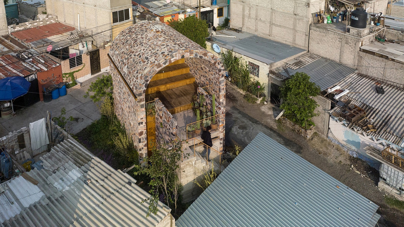 Dossier de presse | 4709-05 - Communiqué de presse | Dezeen Awards 2023 Reveals the Best Architecture, Interiors and Design Around the World - Dezeen - Architecture résidentielle - Architecture - Small project - Kithara Music Public Kiosk by C733 - Crédit photo : Jaime Navarro