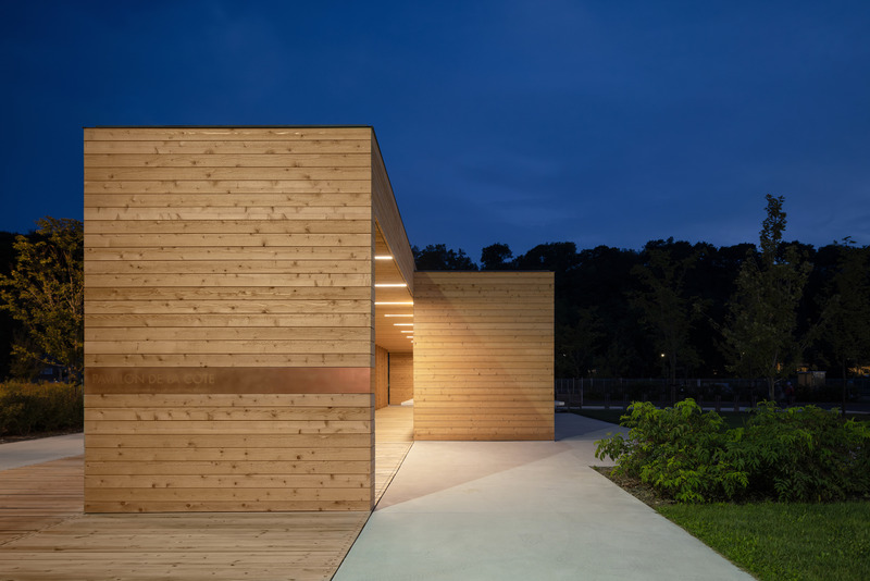 Press kit | 718-04 - Press release | Promenade Samuel-De Champlain, Phase 3 - Daoust Lestage Lizotte Stecker - Institutional Architecture -  Pavillon de la Côte; a sheltered stop for users of the Coastal Meadows  - Photo credit: Stephane Groleau