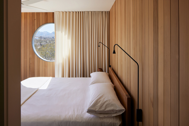 Dossier de presse | 7407-01 - Communiqué de presse | The Landing House: A Modern Wood Pavillion - Industry of All Nations - Architecture résidentielle - Crédit photo : Ye Rin Mok