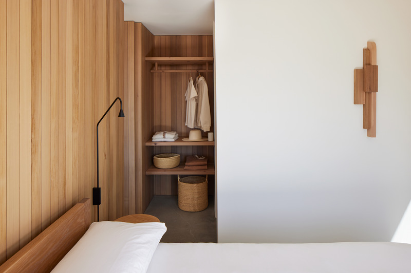 Dossier de presse | 7407-01 - Communiqué de presse | The Landing House: A Modern Wood Pavillion - Industry of All Nations - Architecture résidentielle - Crédit photo : Ye Rin Mok