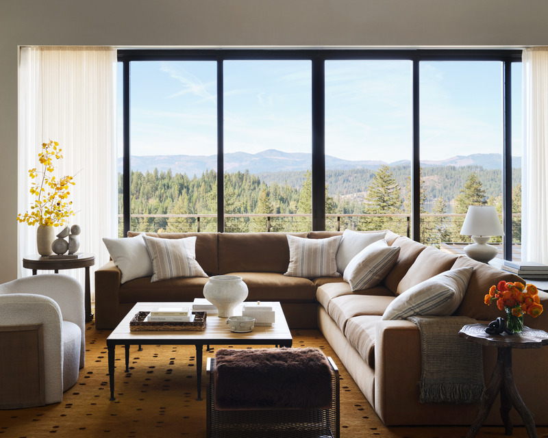 Press kit | 6087-04 - Press release | Rustic Luxury that Blurs the Lines Between Pristine Wilderness and Contemporary Comfort - Daniel Joseph Chenin - Residential Architecture - Photo credit:  David Mitchell 