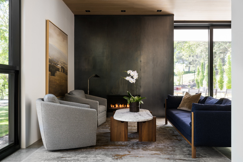 Press kit | 2757-42 - Press release | Sparano + Mooney Architecture's Emigration Creek Residence is Uniquely Shaped by its Site - Sparano + Mooney Architecture - Residential Architecture - <p class="">Sitting area with views of the surrounding landscape. </p> - Photo credit: Lucy Call Photography