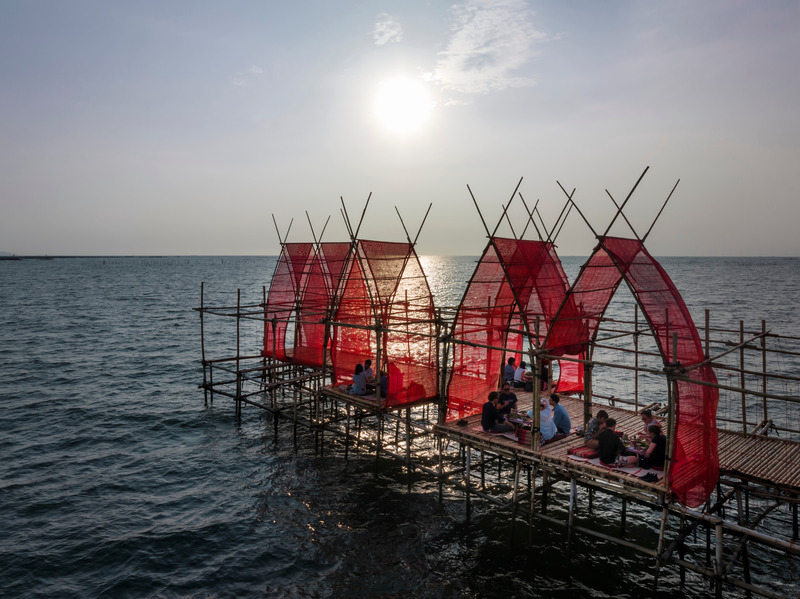 Press kit | 5742-01 - Press release | Angsila Oyster Scaffolding Pavilion - Chat Architects - Institutional Architecture - Photo credit: W Workspace