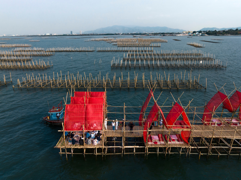 Press kit | 5742-01 - Press release | Angsila Oyster Scaffolding Pavilion - Chat Architects - Institutional Architecture - Photo credit: W Workspace