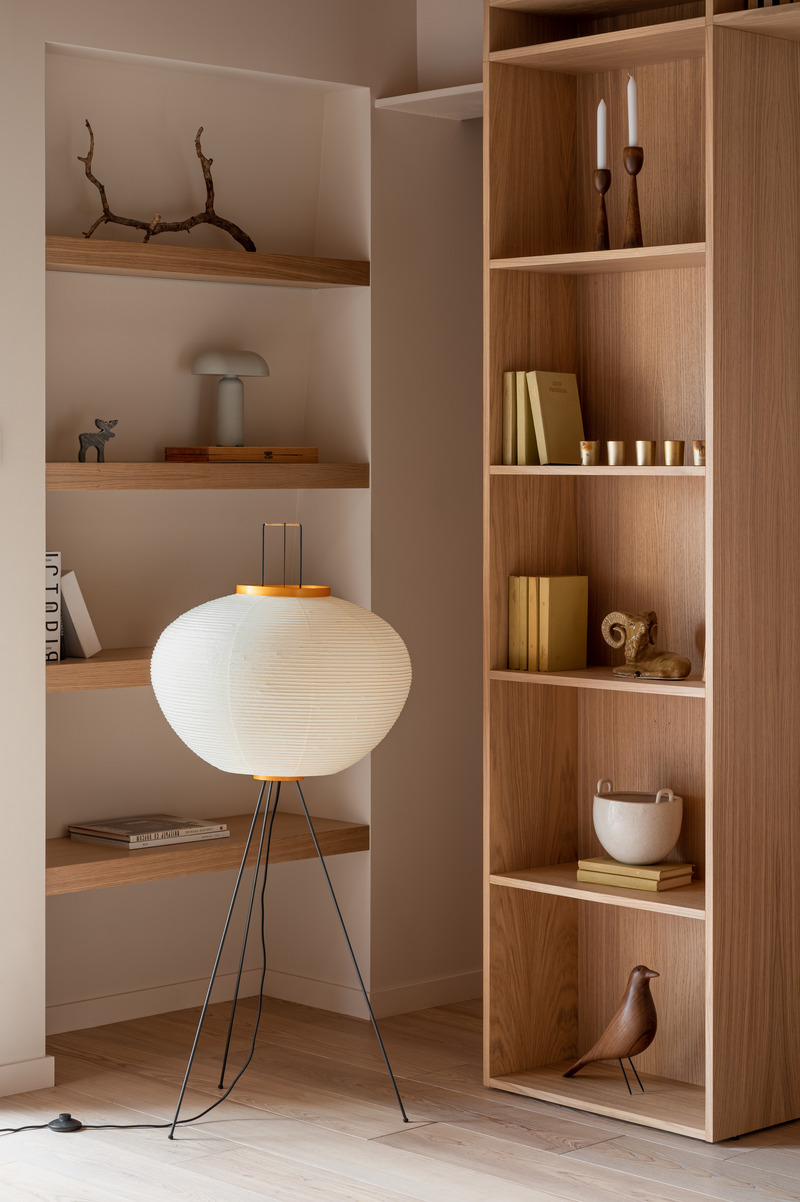 Dossier de presse | 7482-01 - Communiqué de presse | Pied-à-Terre With a Lot of Wood - Yana Molodykh - Design d’intérieur résidentiel - Crédit photo : Yevhenii Avramenko