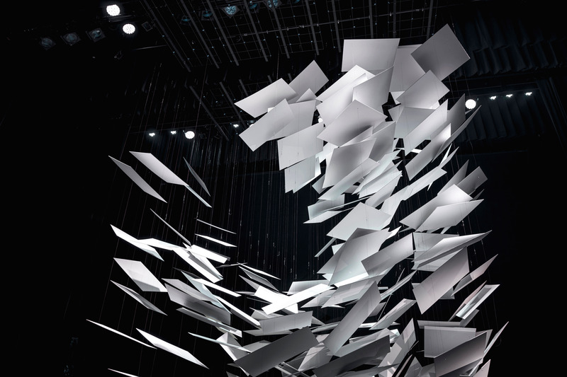 Press kit | 3767-03 - Press release | "Into the Space":  An Installation Art Space  That Attempts to Express Japanese Beauty recognized with BoY Honoree and AMP Award - NAKAMURA KAZUNOBU DESIGN-WORKS - Art - When an object is placed in a space, a place is naturally created around it.  - Photo credit:  Masaki Komatsu  