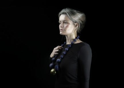 Dossier de presse | 869-01 - Communiqué de presse | Jointed Jewels - byAMT Inc. - Produit - Crédit photo : Lisa Klappe