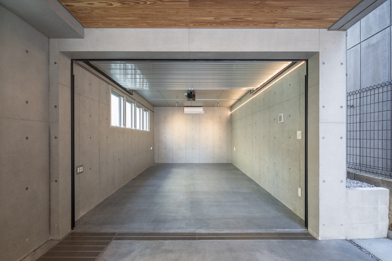 Dossier de presse | 3153-04 - Communiqué de presse | Tokyo's Compact Site: Staircase-Linked Layered Housing by Ryuichi Sasaki Architecture - Ryuichi Sasaki Architecture - Architecture résidentielle - INTERIEUR - Crédit photo : BAUHAUS NEO