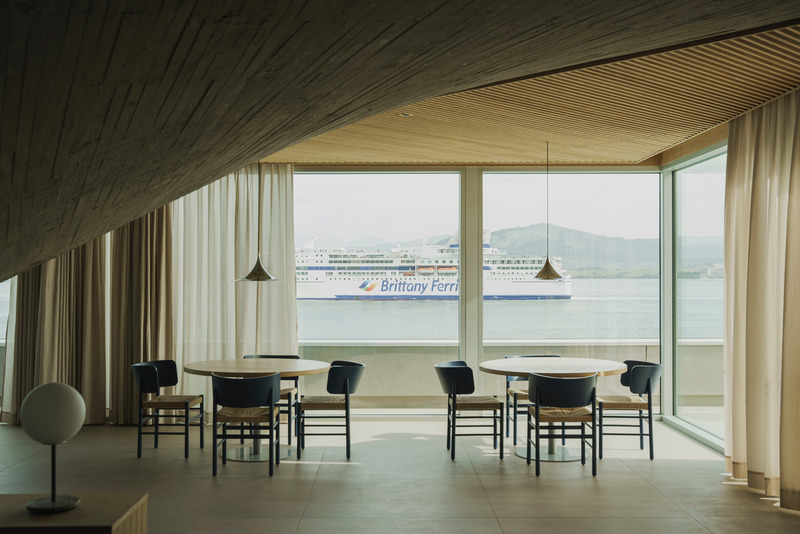 Press kit | 3766-03 - Press release | Restaurant MMC, Brutalism Over the Sea - Zooco Estudio - Commercial Interior Design - Restaurant MMC - Photo credit: David Zarzoso