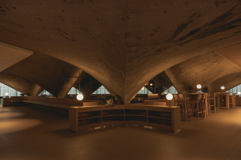 Press kit | 3766-03 - Press release | Restaurant MMC, Brutalism Over the Sea - Zooco Estudio - Commercial Interior Design - Restaurant MMC - Photo credit: David Zarzoso
