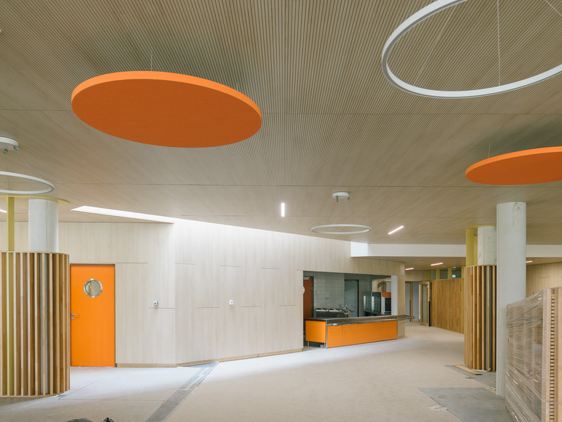 Dossier de presse | 1065-02 - Communiqué de presse | Un groupe scolaire biosourcé à énergie positive - r2k architecte - Architecture institutionnelle - Crédit photo : JACQUES MEREL