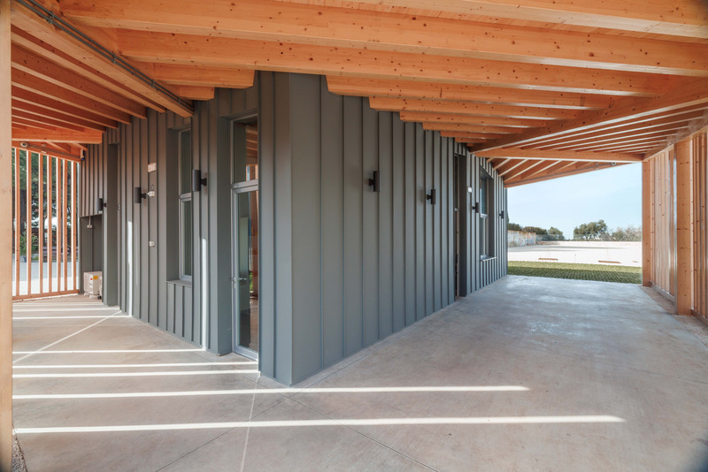 Dossier de presse | 6966-02 - Communiqué de presse | AIDI. Bienvenue dans le garde-manger ! - Mixtura - Architecture institutionnelle - Sous le portique - Crédit photo : Cesare Querci