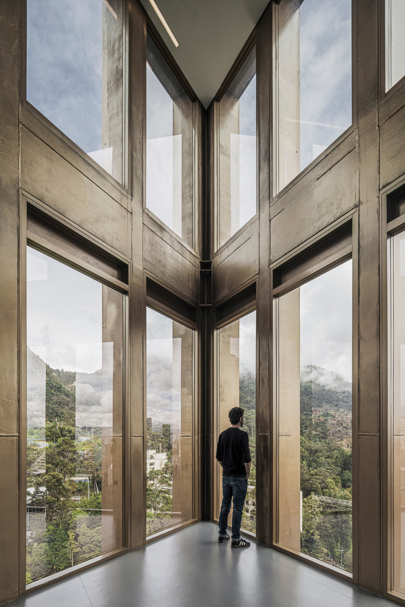 Dossier de presse | 7479-01 - Communiqué de presse | Engineering Laboratories at Pontificia Universidad Javeriana - Juan Pablo Ortiz + TALLER Architects - Architecture institutionnelle - Crédit photo : @alejoarango_pr