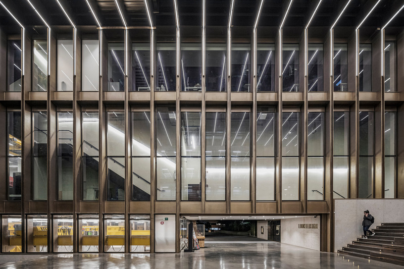 Dossier de presse | 7479-01 - Communiqué de presse | Engineering Laboratories at Pontificia Universidad Javeriana - Juan Pablo Ortiz + TALLER Architects - Architecture institutionnelle - Crédit photo : @alejoarango_pr