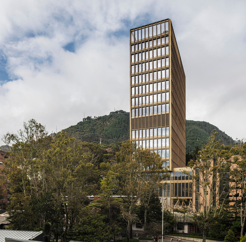 Dossier de presse | 7479-01 - Communiqué de presse | Engineering Laboratories at Pontificia Universidad Javeriana - Juan Pablo Ortiz + TALLER Architects - Architecture institutionnelle - Crédit photo : @alejoarango_pr
