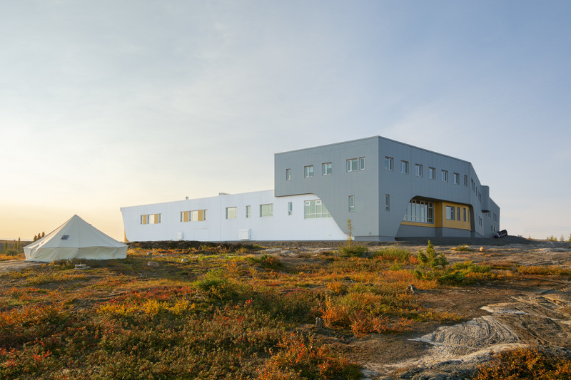 Dossier de presse | 612-25 - Communiqué de presse | Nouveau centre régional de rétablissement de Isuarsivik - EVOQ Architecture - Architecture institutionnelle - Crédit photo : EVOQ