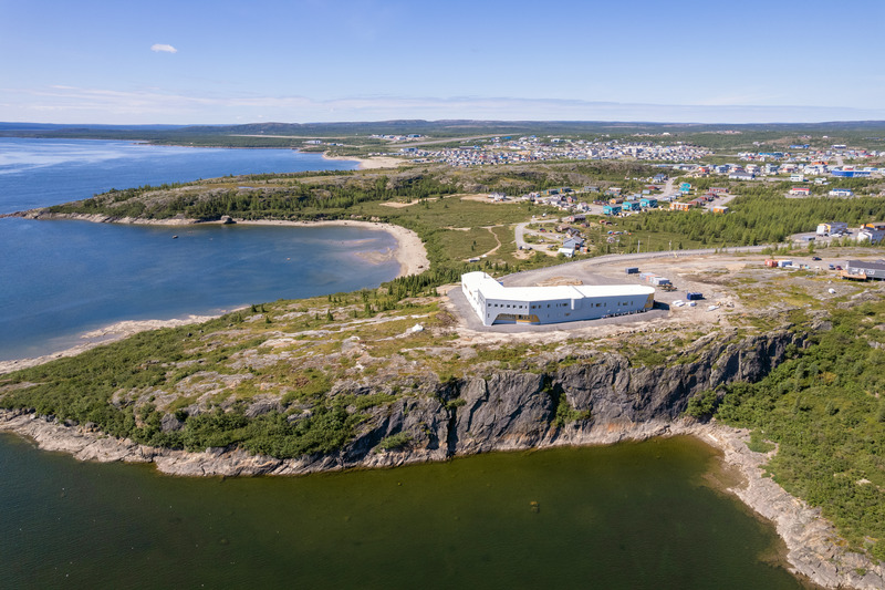 Dossier de presse | 612-25 - Communiqué de presse | Nouveau centre régional de rétablissement de Isuarsivik - EVOQ Architecture - Architecture institutionnelle - Crédit photo : Samuel Lagacé