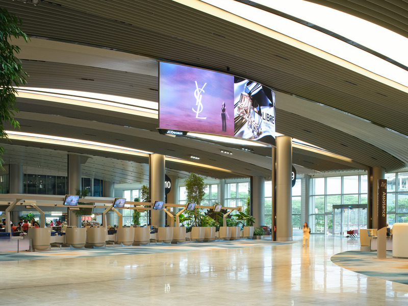 Press kit | 7412-01 - Press release | BOIFFILS Architectures Brings the 'Garden City' Inside New Biophilic Singapore Airport Terminal - BOIFFILS Architectures - Commercial Architecture - Photo credit: Changi Airport Group - Fabian Ong