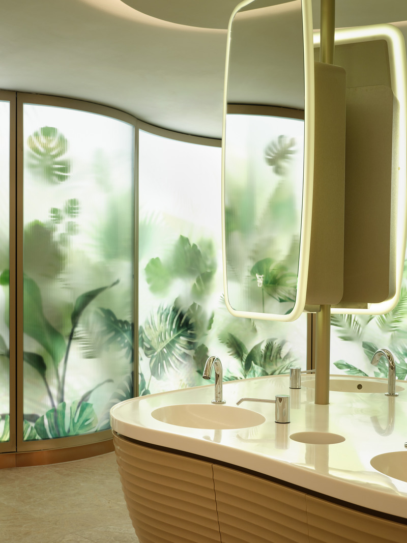 Press kit | 7412-01 - Press release | BOIFFILS Architectures Brings the 'Garden City' Inside New Biophilic Singapore Airport Terminal - BOIFFILS Architectures - Commercial Architecture - Photo credit: Changi Airport Group - Fabian Ong