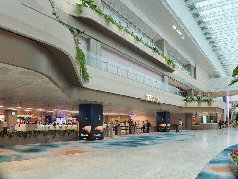 Press kit | 7412-01 - Press release | BOIFFILS Architectures Brings the 'Garden City' Inside New Biophilic Singapore Airport Terminal - BOIFFILS Architectures - Commercial Architecture - Photo credit: Changi Airport Group - Fabian Ong