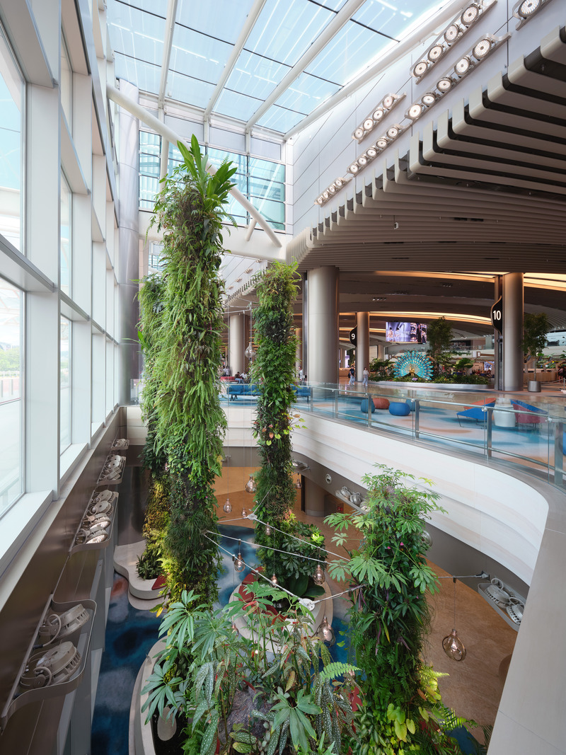 Press kit | 7412-01 - Press release | BOIFFILS Architectures Brings the 'Garden City' Inside New Biophilic Singapore Airport Terminal - BOIFFILS Architectures - Commercial Architecture - Photo credit: Changi Airport Group - Fabian Ong