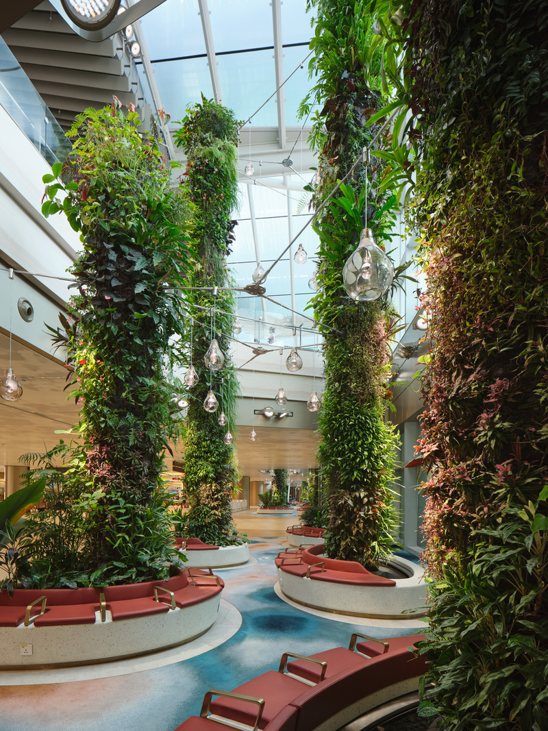 Press kit | 7412-01 - Press release | BOIFFILS Architectures Brings the 'Garden City' Inside New Biophilic Singapore Airport Terminal - BOIFFILS Architectures - Commercial Architecture - Photo credit: Changi Airport Group - Fabian Ong