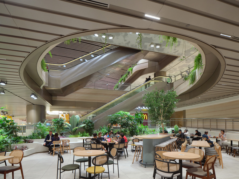 Press kit | 7412-01 - Press release | BOIFFILS Architectures Brings the 'Garden City' Inside New Biophilic Singapore Airport Terminal - BOIFFILS Architectures - Commercial Architecture - Photo credit: Changi Airport Group - Fabian Ong