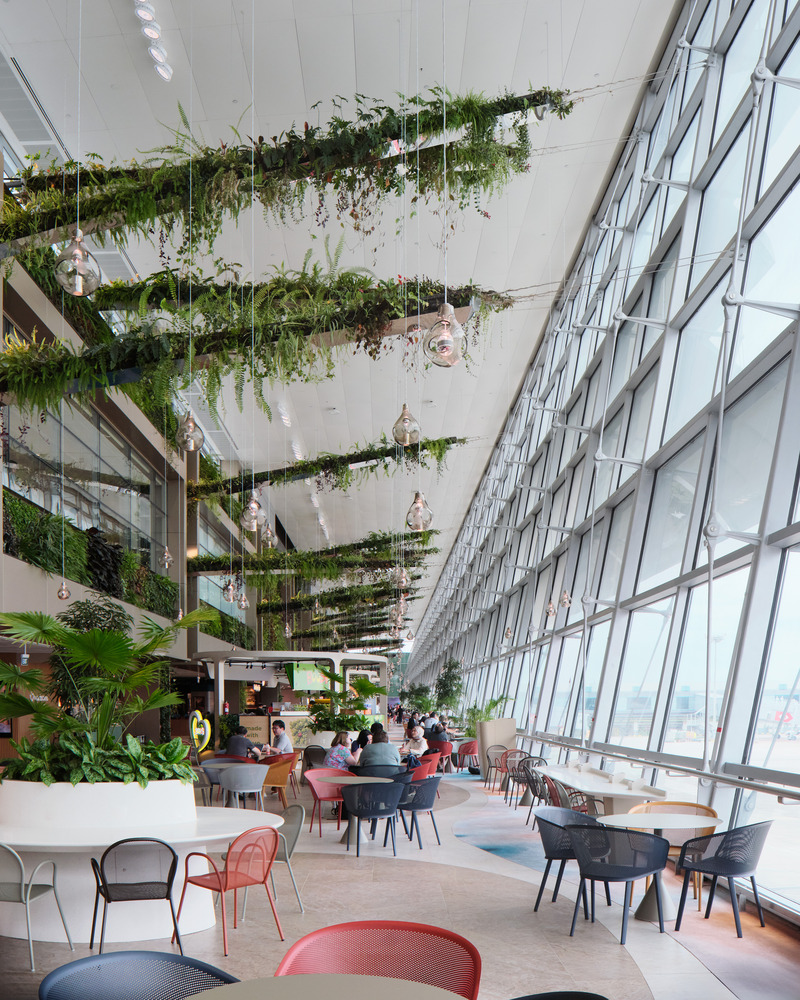 Press kit | 7412-01 - Press release | BOIFFILS Architectures Brings the 'Garden City' Inside New Biophilic Singapore Airport Terminal - BOIFFILS Architectures - Commercial Architecture - Photo credit: Changi Airport Group - Fabian Ong
