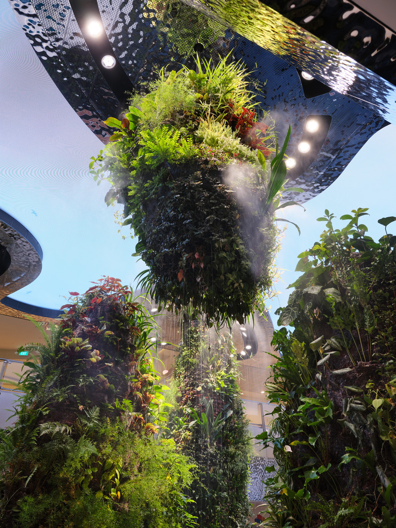 Press kit | 7412-01 - Press release | BOIFFILS Architectures Brings the 'Garden City' Inside New Biophilic Singapore Airport Terminal - BOIFFILS Architectures - Commercial Architecture - Photo credit: Changi Airport Group - Fabian Ong