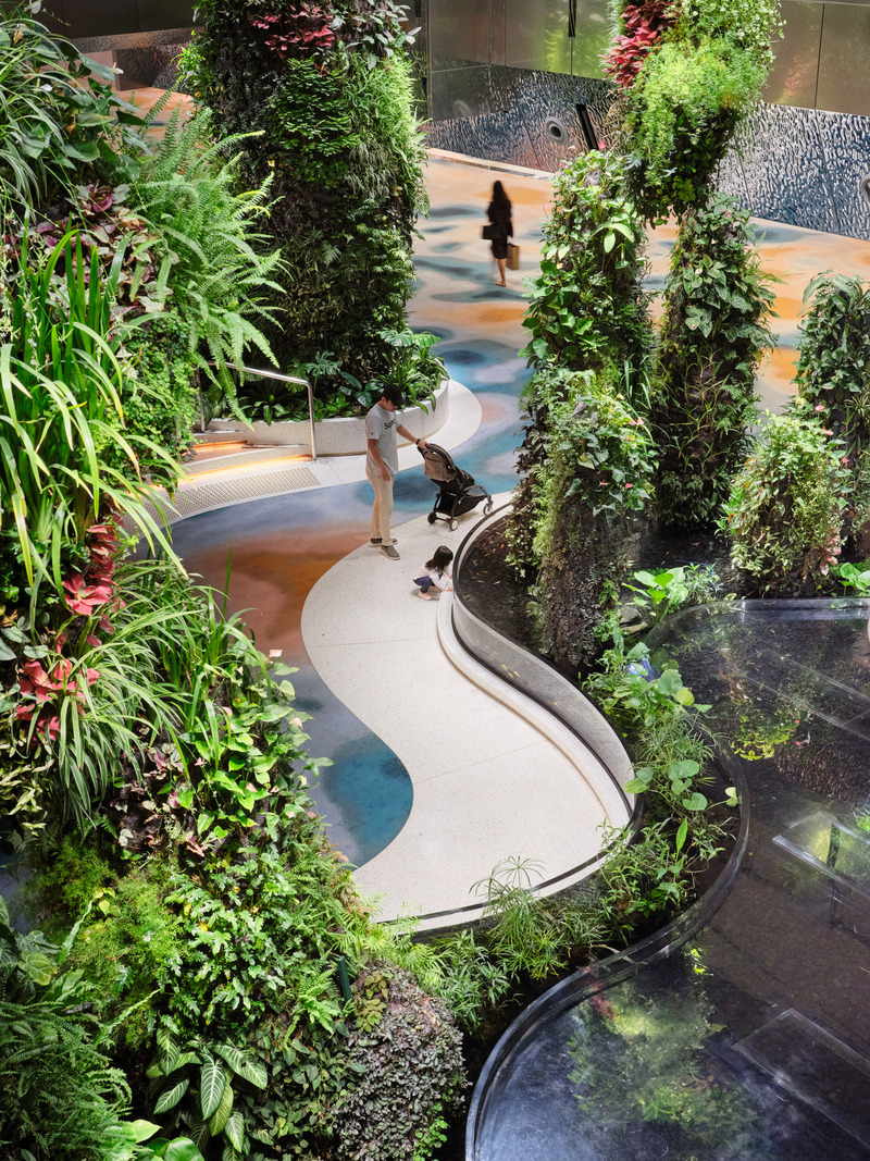 Press kit | 7412-01 - Press release | BOIFFILS Architectures Brings the 'Garden City' Inside New Biophilic Singapore Airport Terminal - BOIFFILS Architectures - Commercial Architecture - Photo credit: Changi Airport Group - Fabian Ong