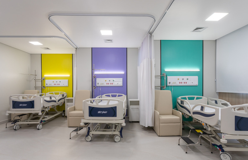Dossier de presse | 7497-01 - Communiqué de presse | HELP – Teaching Hospital and Research Laboratories - Contemporanea Arquitetura e Interiores - Architecture institutionnelle - Public (SUS) Pediatric Ward - Crédit photo : Vilmar Costa