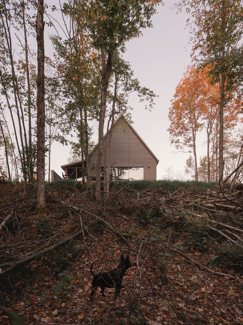 Dossier de presse | 1685-12 - Communiqué de presse | Chalet Kanata - Atelier L'Abri - Architecture résidentielle -  Chalet Kanata  - Crédit photo : Raphaël Thibodeau