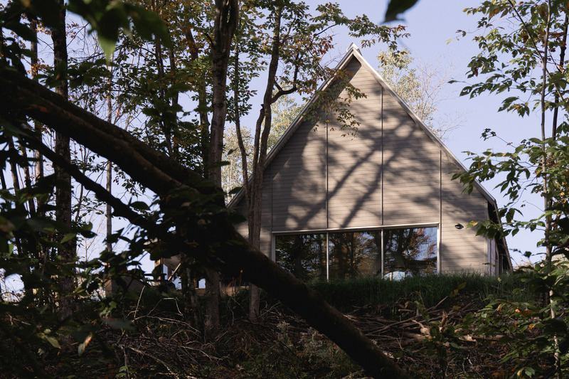 Dossier de presse | 1685-12 - Communiqué de presse | Chalet Kanata - Atelier L'Abri - Architecture résidentielle -  Chalet Kanata  - Crédit photo : Raphaël Thibodeau