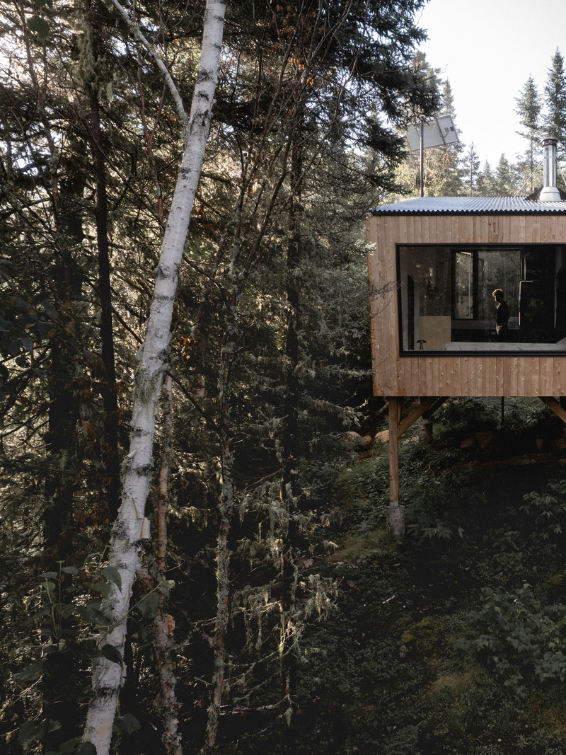 Press kit | 1685-08 - Press release | Territoire Charlevoix - Atelier L'Abri - Commercial Architecture -   Shelter   - Photo credit:  Raphaël Thibodeau 