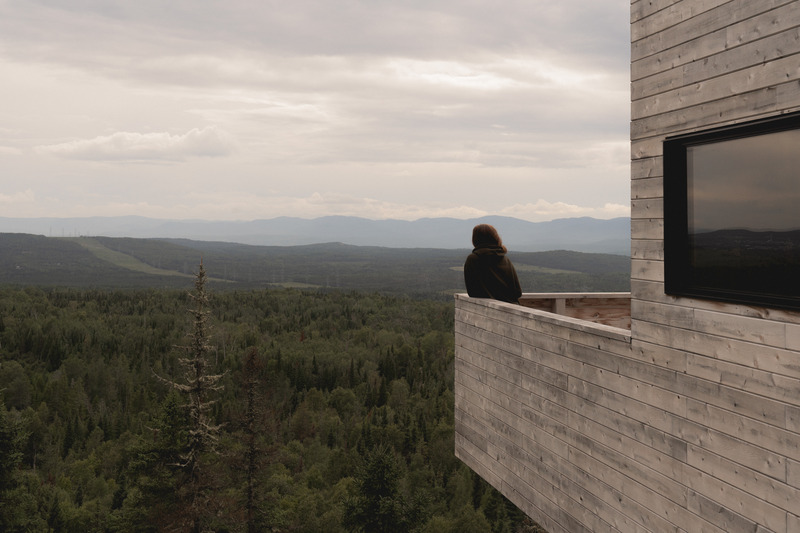Press kit | 1685-08 - Press release | Territoire Charlevoix - Atelier L'Abri - Commercial Architecture -  Panoramic shelter  - Photo credit: Raphaël Thibodeau