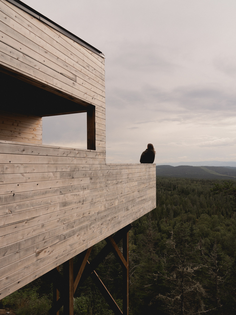 Press kit | 1685-08 - Press release | Territoire Charlevoix - Atelier L'Abri - Commercial Architecture -  Panoramic view  - Photo credit: Raphaël Thibodeau