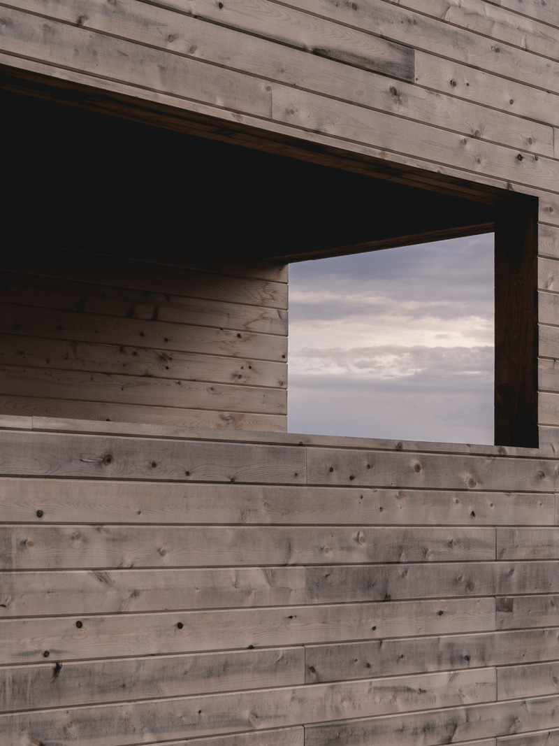 Press kit | 1685-08 - Press release | Territoire Charlevoix - Atelier L'Abri - Commercial Architecture -  Detail  - Photo credit:  Raphaël Thibodeau 