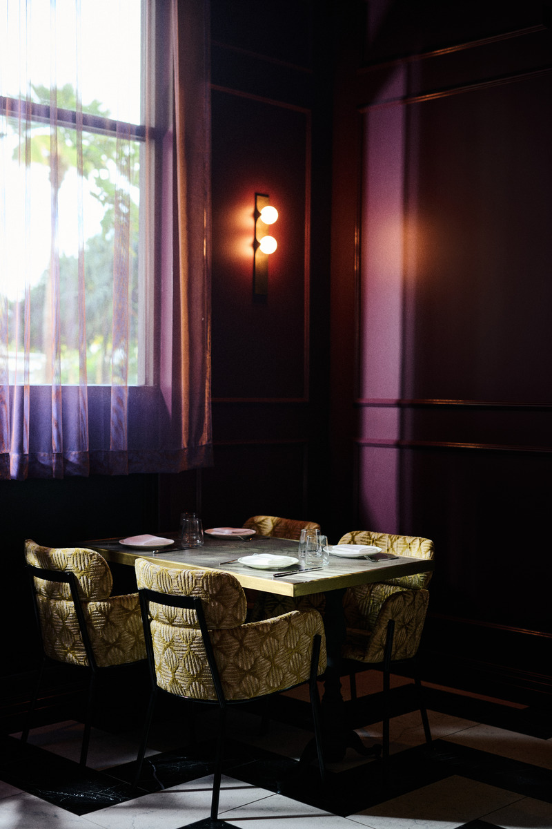 Press kit | 5857-04 - Press release | Studio UNLTD Unveils Design of Cino Restaurant - Studio UNLTD - Commercial Interior Design - Textured upholstery on main dining room chairs.  - Photo credit: Chris Rohrer
