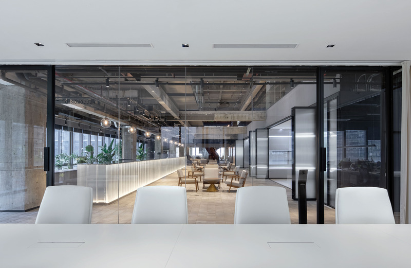 Press kit | 7030-03 - Press release | Shenzhen Yeahka Office Design - JSPA Design - Commercial Interior Design - Photo credit: SCHRAN