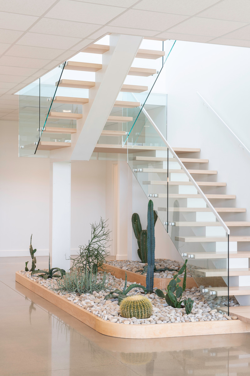 Dossier de presse | 1215-14 - Communiqué de presse | Maison Lavande - ISSASTUDIO - Design d’intérieur commercial - L'escalier  - Crédit photo : David Boyer
