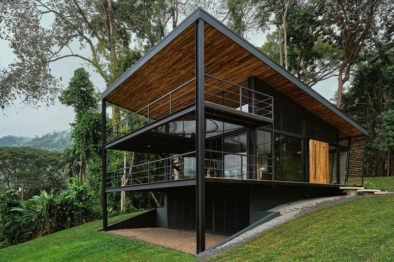 Dossier de presse | 7501-01 - Communiqué de presse | The BLT Built Design Awards 2024 Invites Architects and Design Professionals to Showcase Global Excellence - 3C Awards - Concours -  <p style="">Black House is 2023 Winner in Architectural Design - Sustainable and Energy Saving.<br> Company/Firm: A-01 (A Company / A Foundation) </p>  - Crédit photo : A-01 / Azure Peace<br style="">
