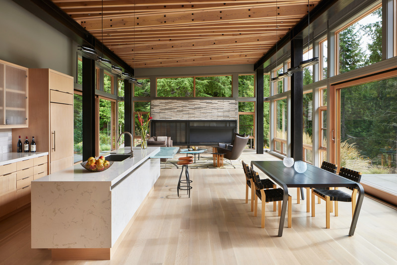 Press kit | 1015-03 - Press release | Bainbridge House - FINNE Architects - Residential Architecture - Living pavilion interior view  - Photo credit: Benjamin Benschneider