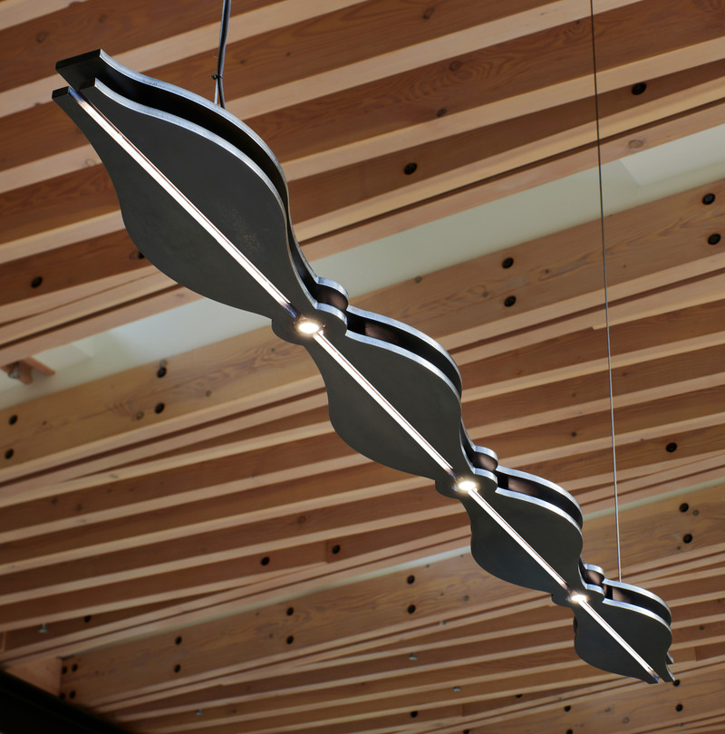 Press kit | 1015-03 - Press release | Bainbridge House - FINNE Architects - Residential Architecture - Custom steel pendant light fixture - Photo credit: Benjamin Benschneider