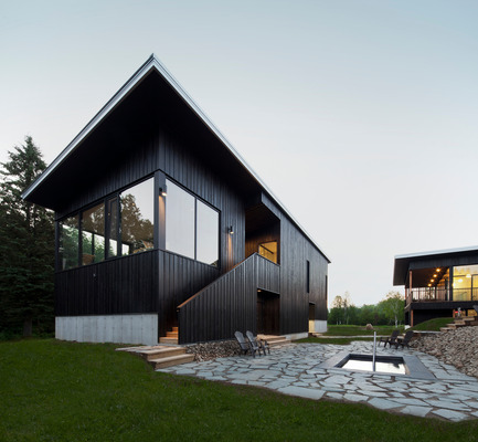Dossier de presse | 759-03 - Communiqué de presse | Station BLÜ - Blouin Tardif Architecture-Environnement - Architecture de paysage - Crédit photo : Stéphane Groleau
