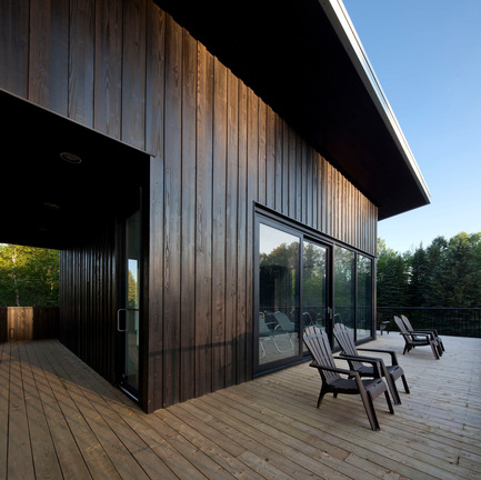 Dossier de presse | 759-03 - Communiqué de presse | Station BLÜ - Blouin Tardif Architecture-Environnement - Architecture de paysage - Crédit photo : Stéphane Groleau
