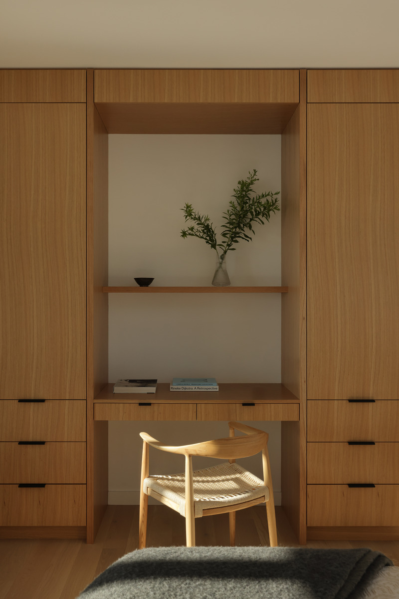 Press kit | 2748-01 - Press release | Extraordinary Coastal Retreat, Rockbound, Showcases Resilient Design Amidst Nature's Elements - Omar Gandhi Architects - Residential Architecture - Photo credit: Ema Peter