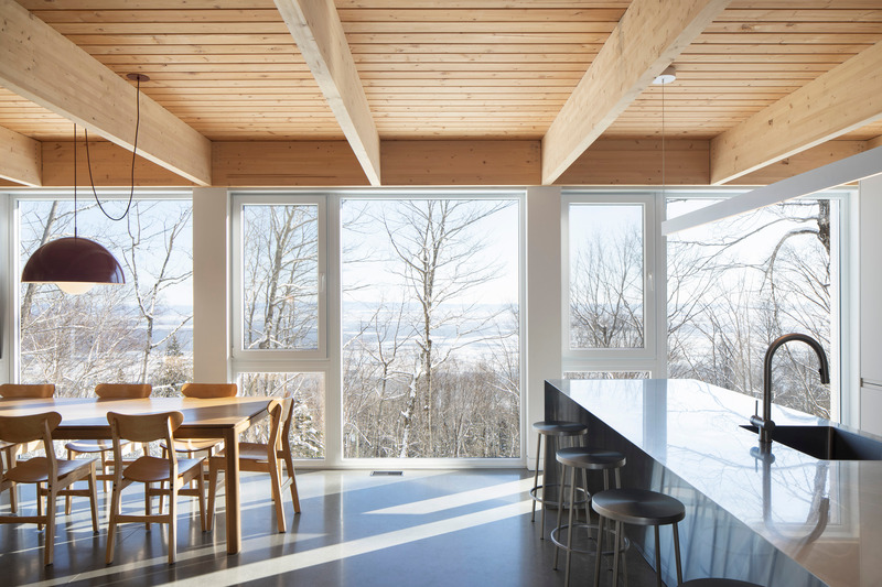 Dossier de presse | 7507-01 - Communiqué de presse | Résidence Chez Léon - Quinzhee Architecture - Architecture résidentielle - Cuisine et salle à manger - Crédit photo : Adrien Williams