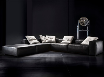 Press kit | 855-01 - Press release | Meubles Re-No celebrates its 50th anniversary with Erba furniture - Meubles Re-No - Residential Interior Design - Photo credit: Erba Italia